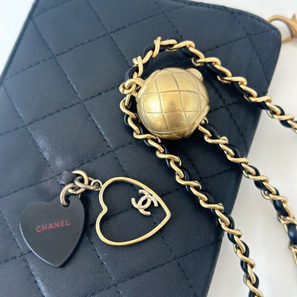 Chanel Black Wallet with Chain - Picture 4 of 16